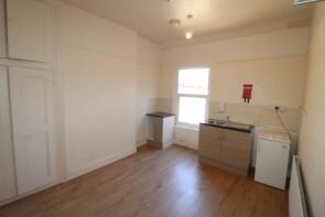 27, Grafton Road, Bedford MK40 1DH