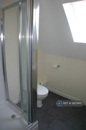 Large Double Bedroom - £675pcm