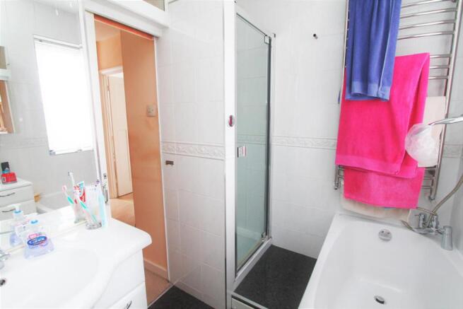 Bathroom.JPG