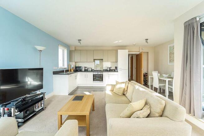 Open plan Sitt...