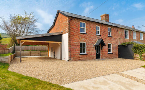 Main Road, Chillerton, Newport