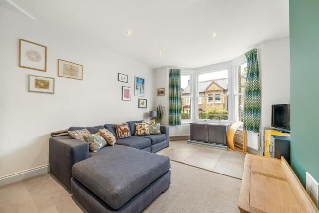 1, 73 Thornlaw Road-5.jpg