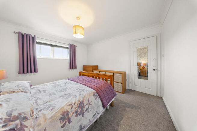 4 bed Detached for sale Image 10