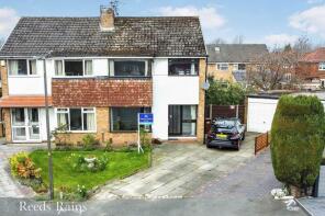12, Arnside Close, Gatley, Cheadle SK8 4QU