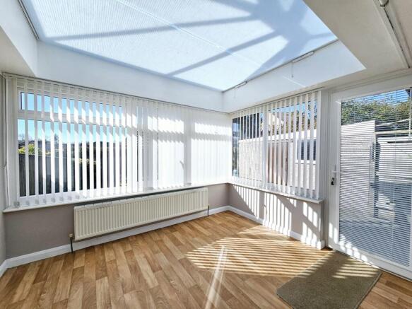 2 bed Semi-Detached Bungalow for sale Image 4