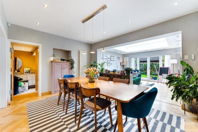 4 Fairbourne Drive-27.jpg