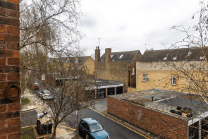 70, Wayford Street, London SW11 2TS