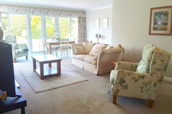 2 bed Detached Bungalow for sale Image 4