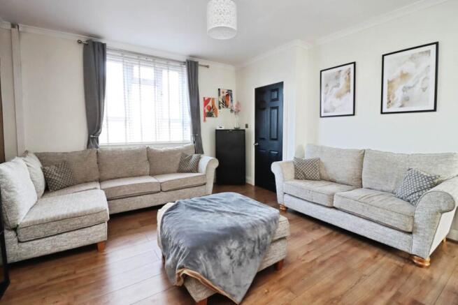 Valley Road, Bromborough photo 4