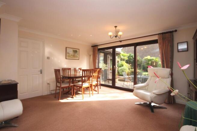 Open Plan Living Din