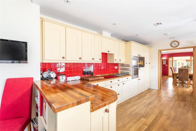 Kitchen/Breakfast Rm
