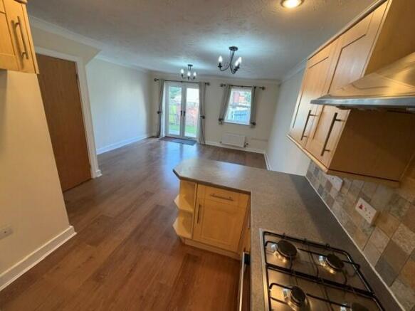 Lounge/Kitchen