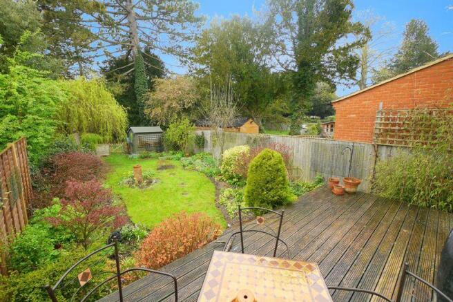 REAR DECKING