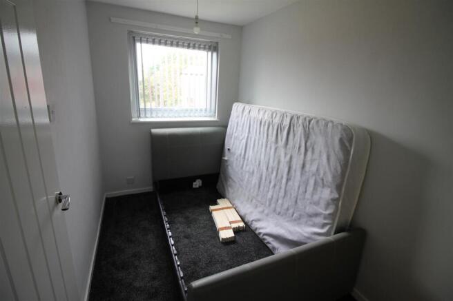 3 bed House to rent Image 10