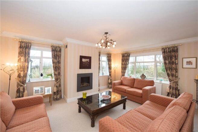 Large Sitting Room
