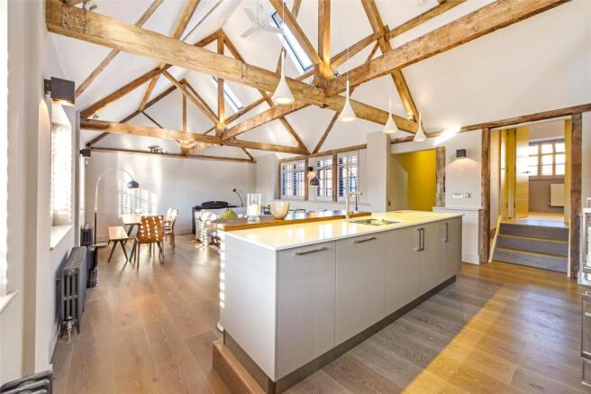 Kitchen/Dining/Sitti