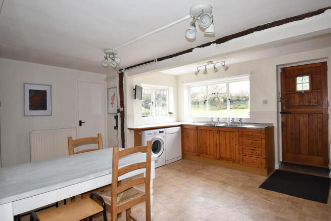 Kitchen 1