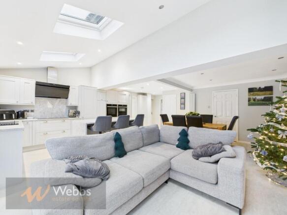 Canterbury Way,  Heath Hayes, Cannock photo 4