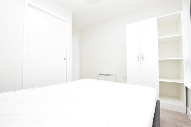 2 bed Apartment to rent Image 7