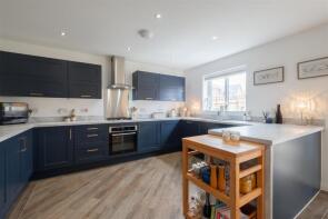 12, Cote View, Fixby, Huddersfield HD2 2GR