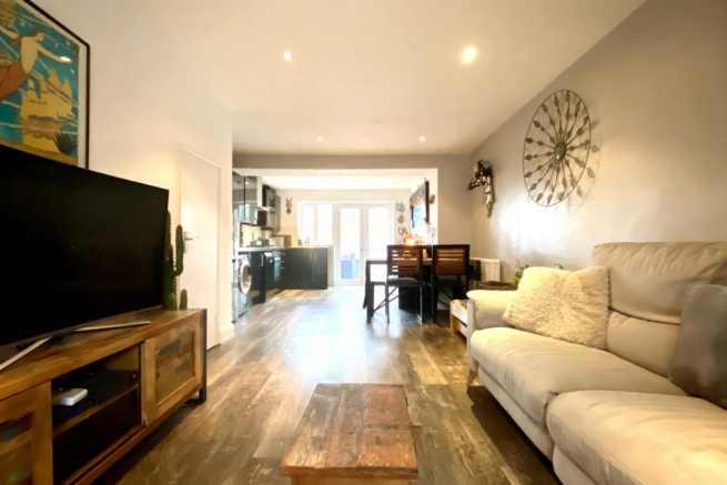 Lounge A