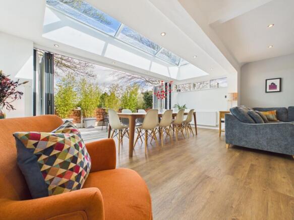 Romford Road Sale - EweMove - Living Space