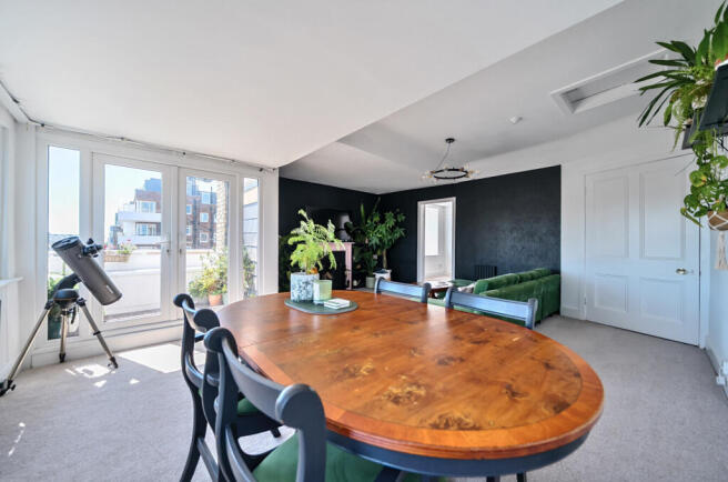 1320852-12-6870fc...