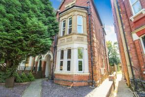 Flat 4, 52, Clapham Road, Bedford MK41 7PW