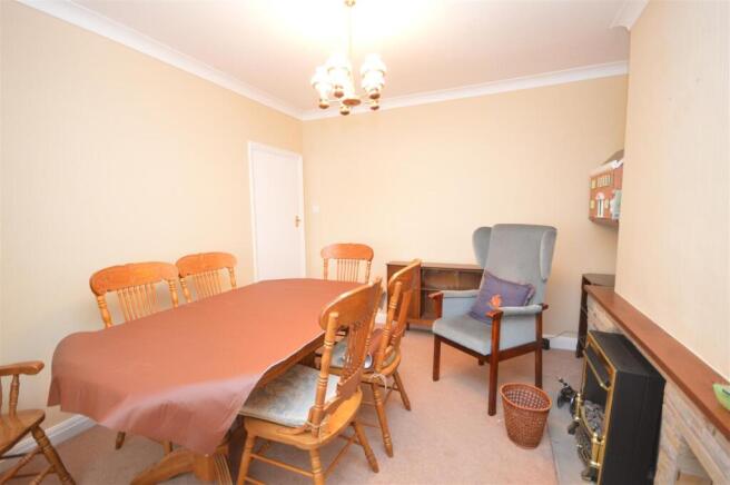 3 bed Semi-Detached for sale Image 5