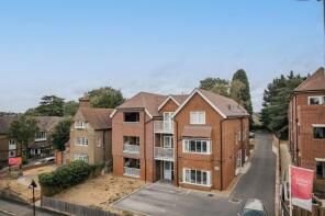Flat 4, 83 Vena House, Purley Downs Road, South Croydon CR2 0FJ