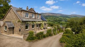 Belvedere, Ffawyddog, Crickhowell NP8 1PU