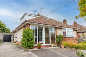 Wakefield, Silver Street, Congresbury BS49 5EY