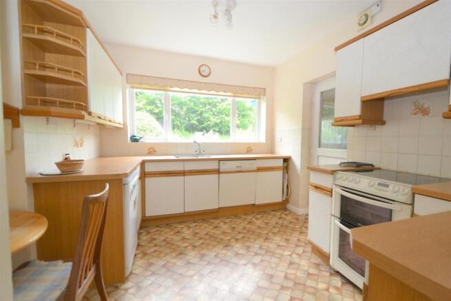 kitchen1.JPG