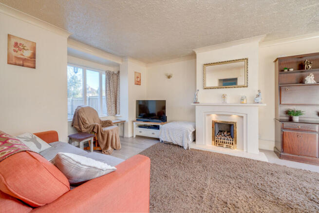 6 bed Detached for sale Image 4
