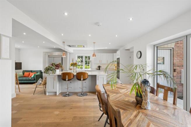 Kitchen/Diner/Family Room