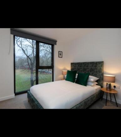 Flat 5 Pictures (1).jpg