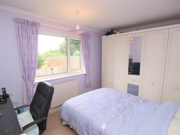 BEDROOM 2