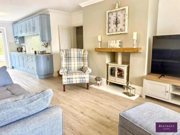 3 bed Detached Bungalow for sale Image 5