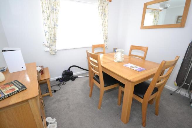 2 bed Bungalow for sale Image 6
