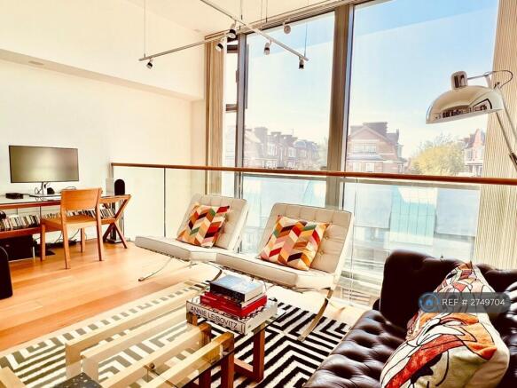 Second Reception Room / Office