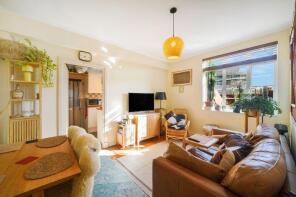 322, Latymer Court, Hammersmith Road, London W6 7LD