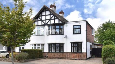 The Fairway, Bickley, BR1