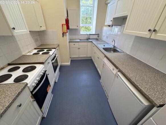 LowerMaisonette16Ash-Kitchen-16743375-125-0