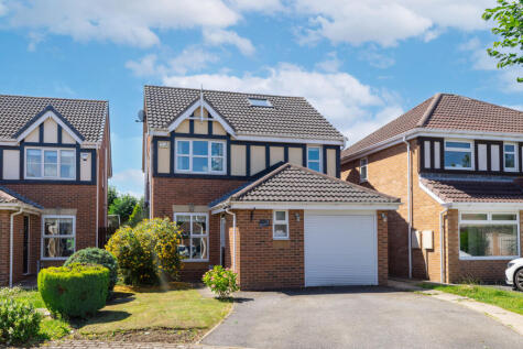 Ashley Park Mews, Leeds, LS25