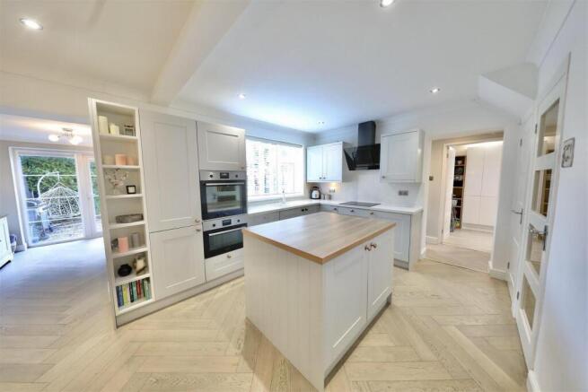 Kitchen diner