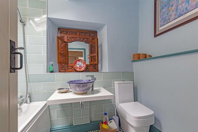 Ground Floor Bathroom-2-1.jpg