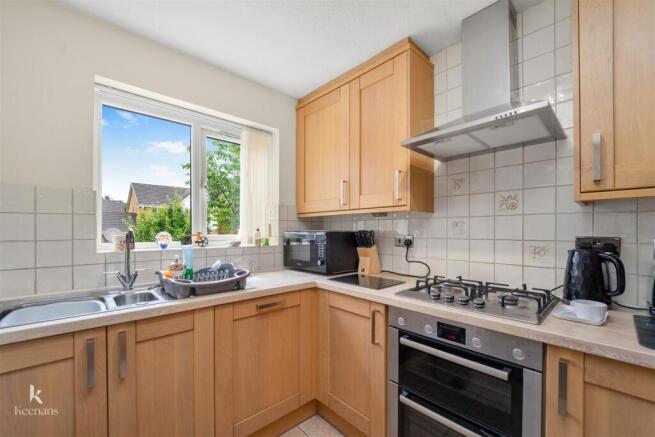 3 bed Detached for sale Image 9