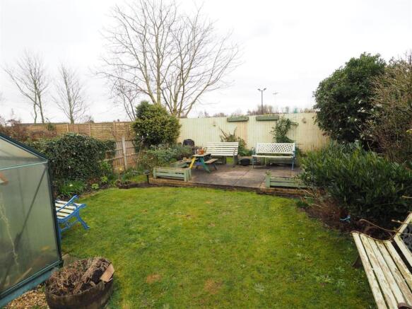 Private Rear Garden 042