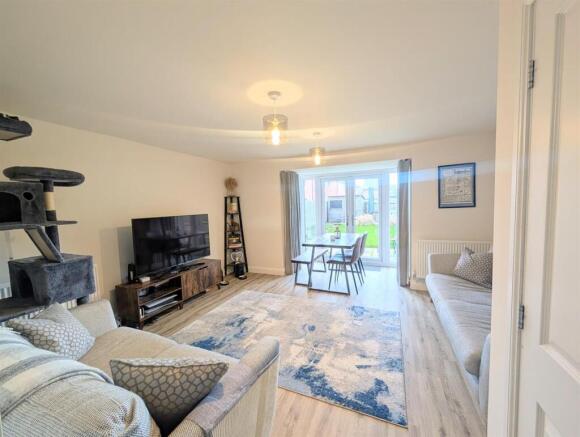 WhatsApp Image 2026-02-16 at 15.14.58 (1).jpeg