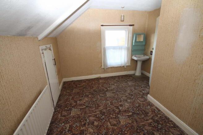 BEDROOM 7